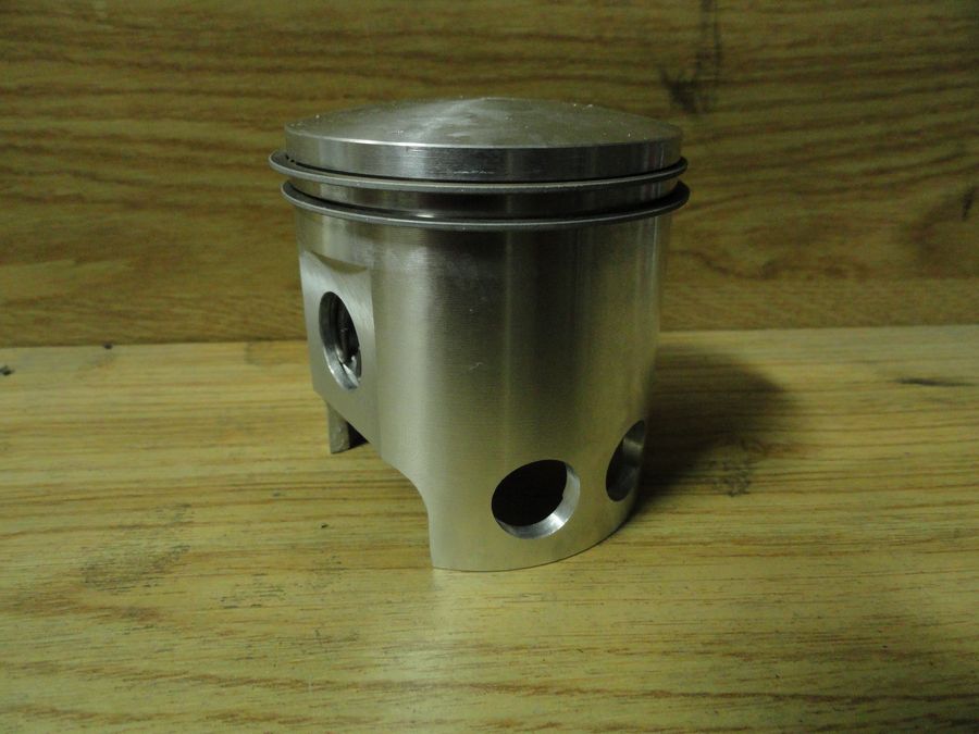 Kawasaki KE 175 Kolbensatz 64mm